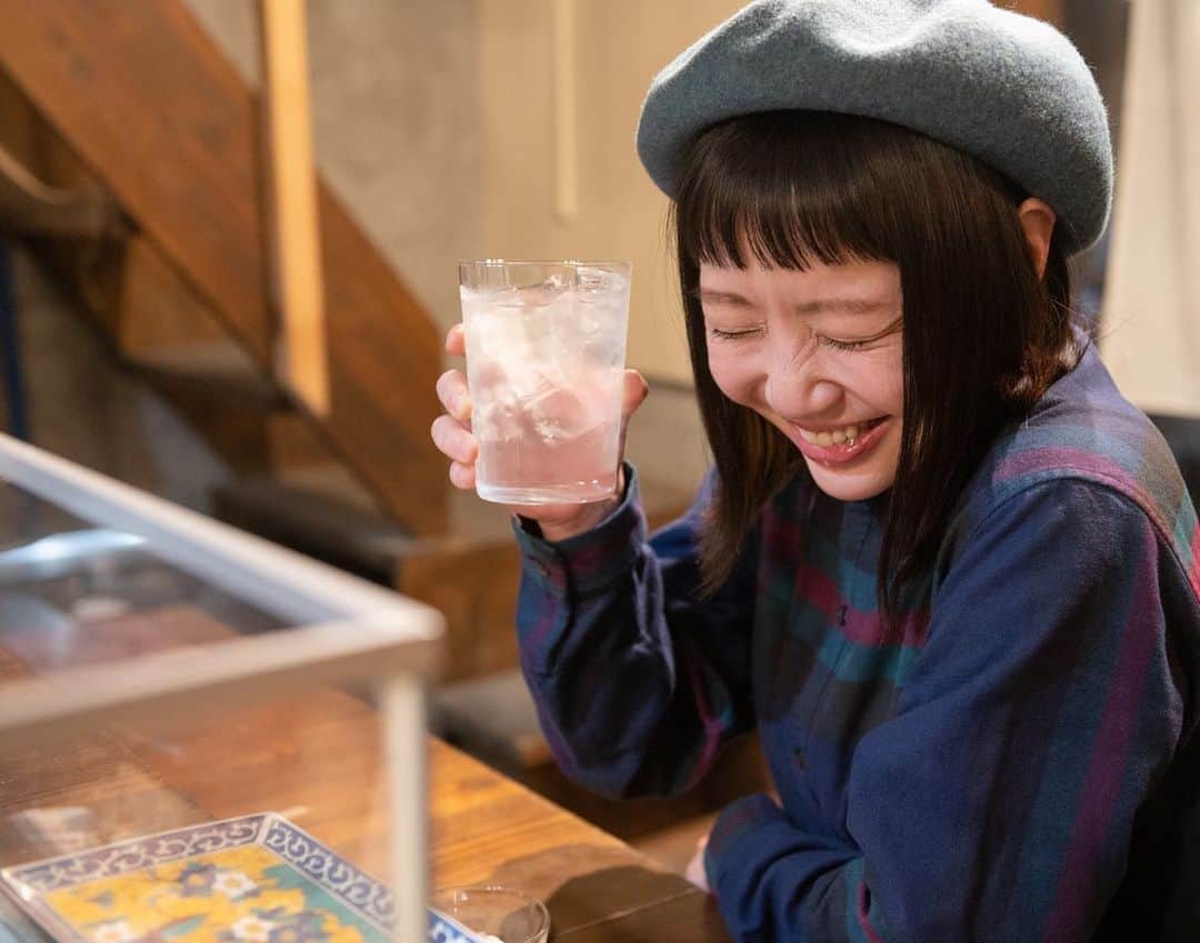 小鳥遊しほのインスタグラム：「旅行にいける日々が戻ってきたら、これを参考にぜひ鹿児島へ！！焼酎がうまいーごはんがうまいー景色がきれいーで最高でした🤤  はやく旅行にいきたいねー 飲み会したいねー がんばろーねみんな！！！  時系列に沿った旅行記事です とりあえず読んで気分だけでも✈︎  ストーリーからスワイプで読んでね🥰❤️  るるぶ&more.： @rurubuandmore  かごしま遊楽館： @kagoshima_yurakukan   #鹿児島 #鹿児島グルメ #るるぶ #焼酎 #旅行 #rurubuandmore #kagoshima #travel #trip https://rurubu.jp/andmore/article/12751」