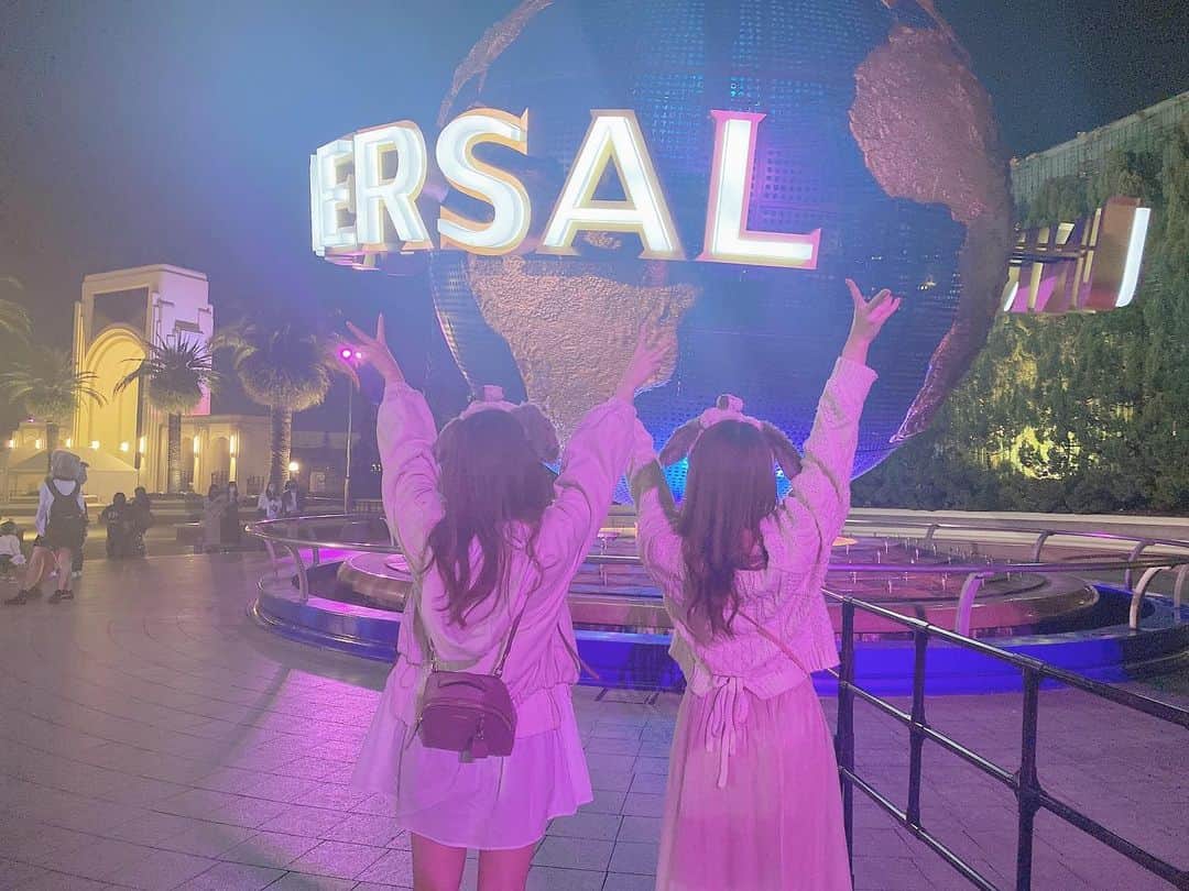 のインスタグラム：「✿.*  早く気軽に出かけれるように なってほしいなぁ💭🌎  #universalstudiosjapan #usj  #ユニバーサルスタジオジャパン  #ユニバ #ユニバコーデ #スヌーピー  #スヌーピーコーデ #リンクコーデ  #大阪 #大阪観光 #お出かけ #過去pic  #코디 #여행 #추억 #팔로우미」