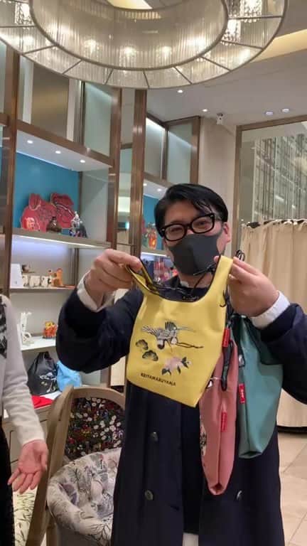 のインスタグラム：「銀座三越POP UPからお送りしました！ 三越さんの代表番号からもご購入頂けます。 03-3562-1111 午前10時〜午後7時」