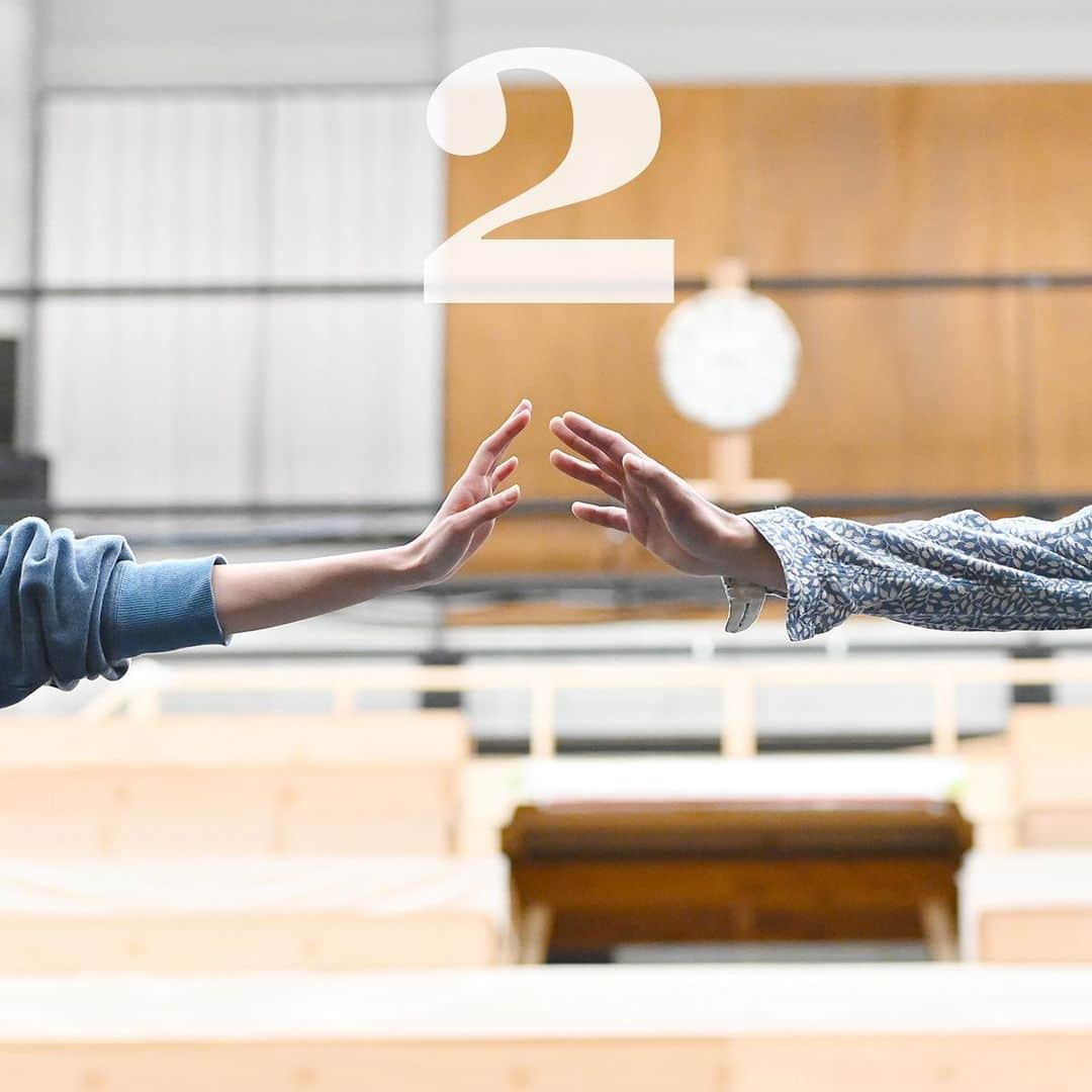 劇団四季さんのインスタグラム写真 - (劇団四季Instagram)「【第6場　人生を謳う】 人生の様々な表情、そして生きる輝きが宿った、明るく華やかなシーン。明日に向かって生きるエネルギーをお届けします。 新作ショウ『劇団四季 The Bridge ～歌の架け橋～』東京公演　開幕まであと2日！ #劇団四季Bridge #劇団四季 #shikitheatrecompany #ライブ配信」1月8日 14時42分 - gekidanshiki_official