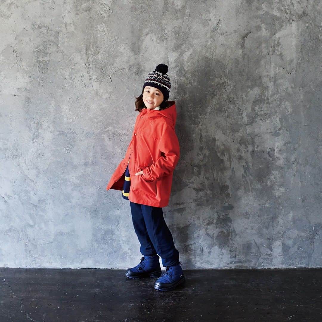 ASBee(アスビー)さんのインスタグラム写真 - (ASBee(アスビー)Instagram)「【Coleman コールマン ALBERTA キッズアウトドアブーツ】﻿ 当社限定商品！ アウトドアスタイルのキッズ用ウィンターブーツ。  キッズアウトドアブーツ ¥2,450＋消費税 ﻿ #coleman #asbee #shoes #outdoor #newarrivals #instafashion ﻿ #コールマン #アスビー #シューズ #キッズシューズ #アウトドア #アウトドア #冬シューズ #新作 #ネイビーカラー #キッズカジュアル #カジュアルファッション #デイリーファッション #休日スタイル #デイリーユース #タウンユース #靴好き #あしもと倶楽部」1月8日 15時02分 - asbee_jp