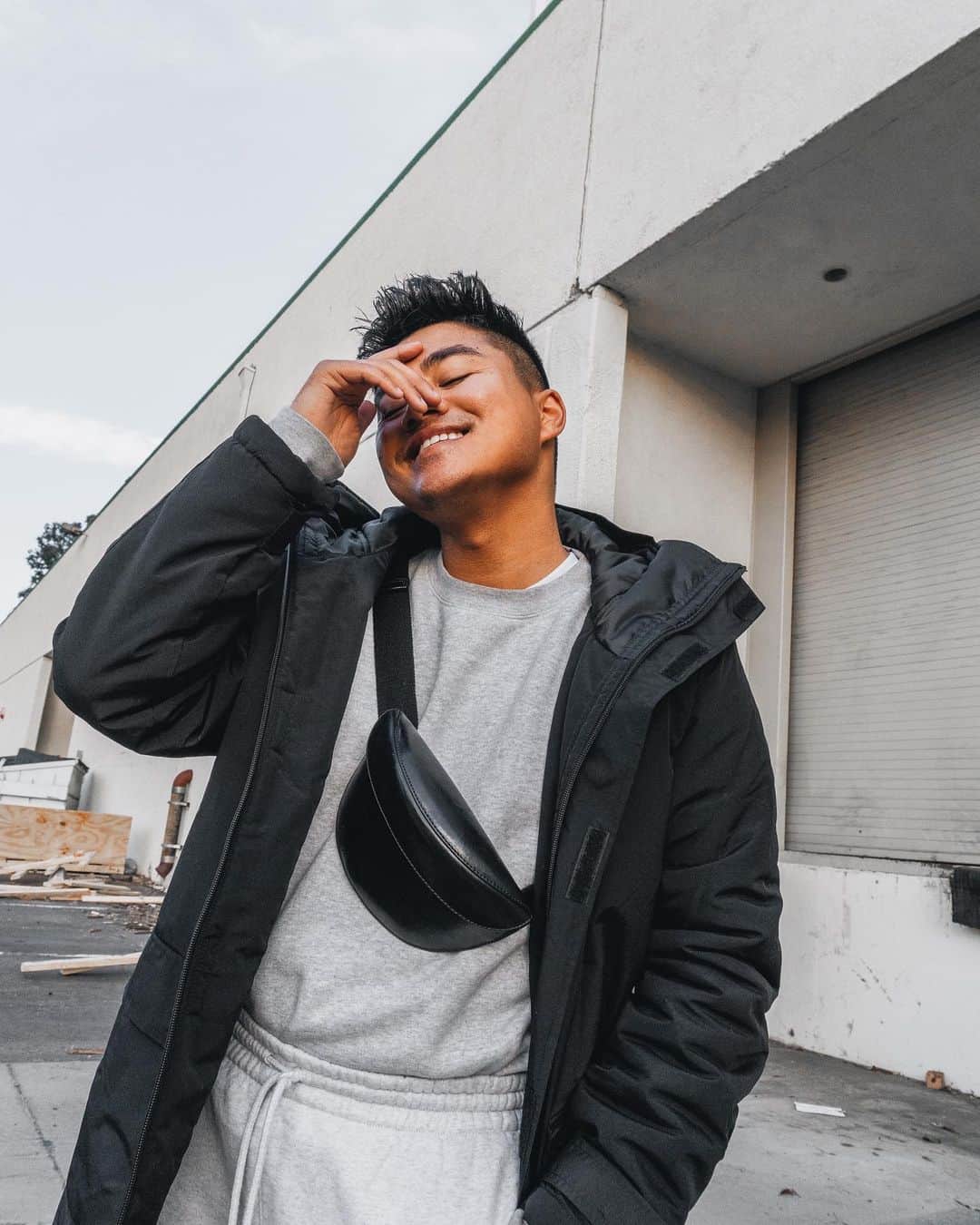 Forever 21 Menさんのインスタグラム写真 - (Forever 21 MenInstagram)「GOALS FOR 2021 ? 😬🤔 let’s hear them! 👇  🚨 SAVE AN EXTRA 50% OFF when you use code: EXTRA50 on our 𝐖𝐈𝐍𝐓𝐄𝐑 𝐒𝐀𝐋𝐄❄️💸」1月8日 15時55分 - forever21men
