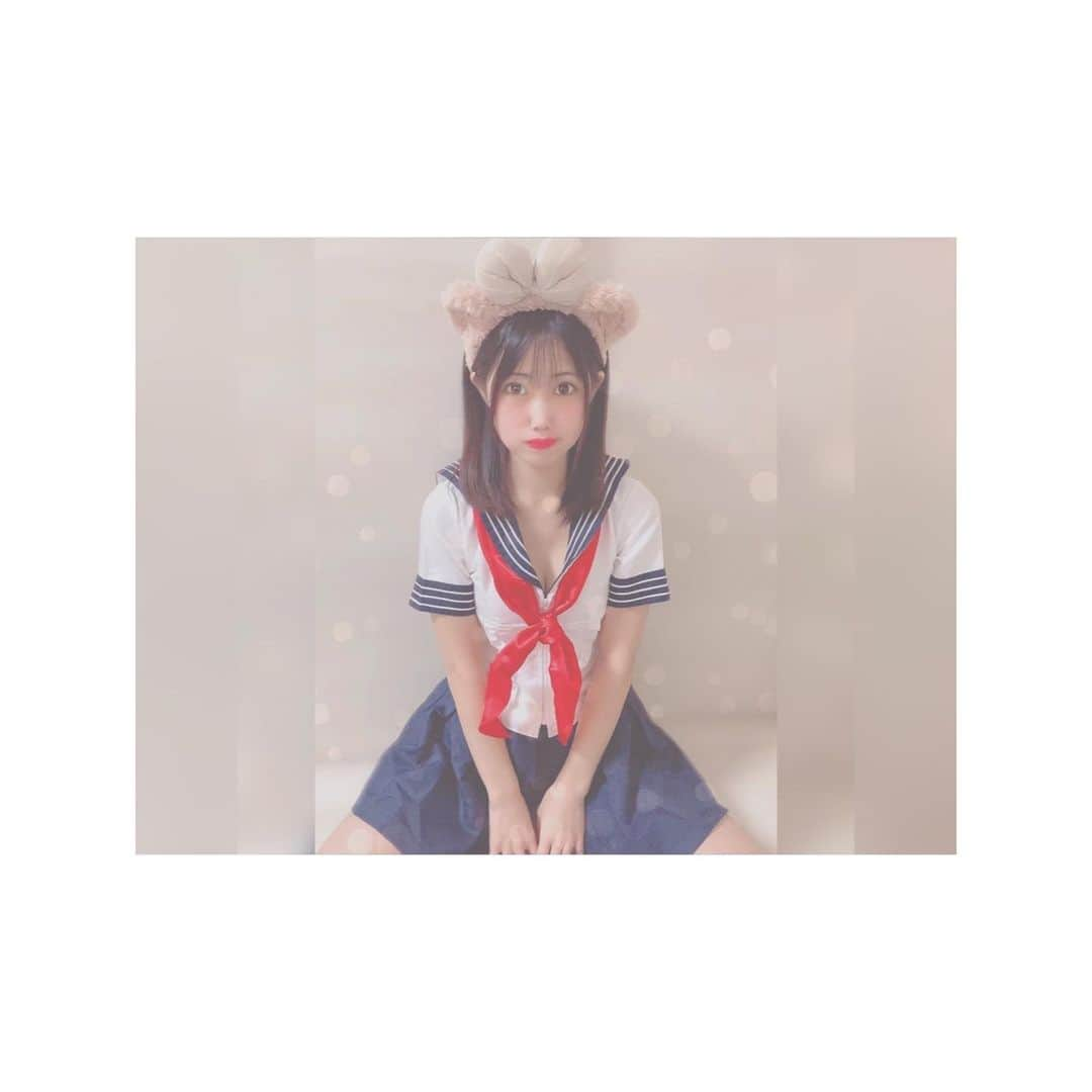 目黒りおさんのインスタグラム写真 - (目黒りおInstagram)「👩🏻‍🎓💋💋 ・ 一緒に制服ディズニーしよっっっ ・ ・ ・ #東京 #制服 #萌系 #美乳 #くびれ  #制服コスプレ #制服ディズニー #アイドル #コスプレ #セクシー #ディズニー #カチューシャ」1月8日 16時47分 - tgp_23rio