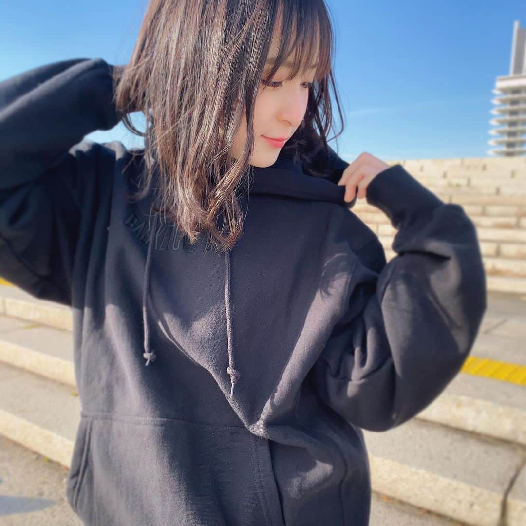 中崎絵梨奈さんのインスタグラム写真 - (中崎絵梨奈Instagram)「パーカー大好きマン☺︎  hoodie: @basketcount_brand   #Bリーグ  #Bリーグ観戦 #bleague #バスケ #バスケットボール #スポーツ観戦女子 #バスケ好きな人と繋がりたい #スポーツ観戦 #バスケ女子 #japan #basketball #スポーツ #sports #中崎絵梨奈 #ぷに子」1月8日 16時48分 - chu_erina