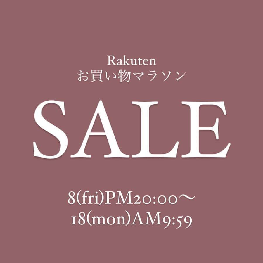 のインスタグラム：「・ ✴︎Rakutenお買い物マラソン✴︎ 8日PM20:00から18日AM9:59まで Rakutenお買い物マラソンSALEを 開催いたします‼︎ ・ ショップで人気のリングが¥555 (tax in) ・ ¥10,000以上相当のアイテムが入ったHAPPY BAGを ¥2,500(tax in) 送料無料でご用意しております🛍 ・ ぜひ楽天市場からご覧ください💍 ・ ・ #eclat #エクラ#シルバーアクセサリー #リング#ネックレス#ピアス#ブレスレット#silver#silver925#シルバー925 #three_a #3A #スリーアッシュ#アクセサリー #大人カジュアル#シンプル#925シルバー #イヤーカフ#イヤカフ#バングル #Rakuten#楽天市場#お買い物マラソン」