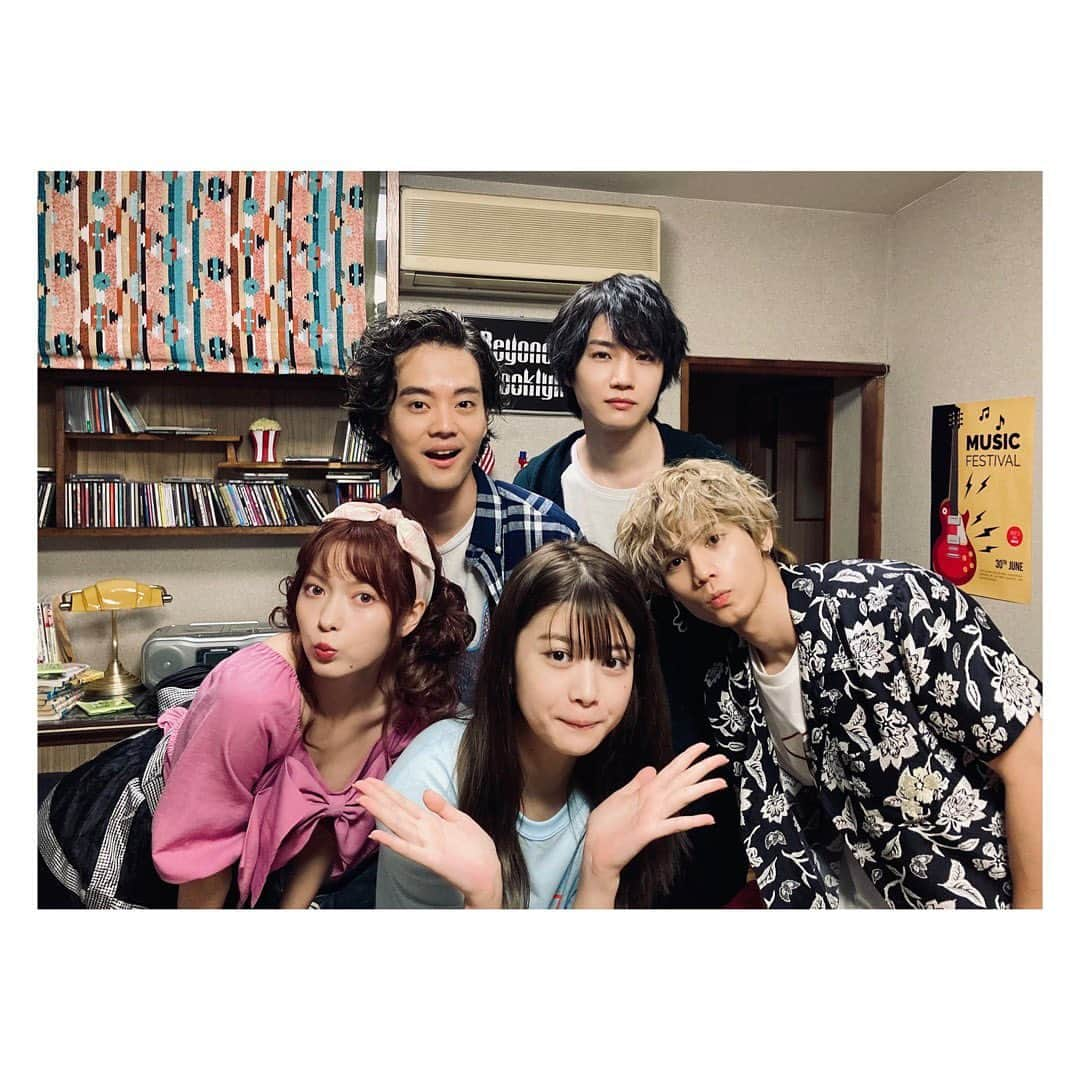 【公式】ドラマL「3Bの恋人」さんのインスタグラム写真 - (【公式】ドラマL「3Bの恋人」Instagram)「🐶  #3Bの恋人 いよいよ今夜スタートまであと２日❕   付き合ってはいけない3Bとの出会い― 危ない恋が動き出す！？   個人verの特別告知動画がキャストの皆様の InstagramやTwitterにあげていただいてます💓 また、YouTubeでも限定公開中😳 ぜひチェックしてみてください🎸✂️🍸  ❤︎#ABCテレビ (関西) 1月10日(日)よる11時55分～ ※第1話のみ放送時間が変更となっております ❤︎#テレビ朝日 (関東) 1月9日(土)深夜2時30分～  #馬場ふみか #神谷健太 #HIROSHI #桜田通  #八木アリサ #みひろ」1月8日 17時35分 - abctv_drama