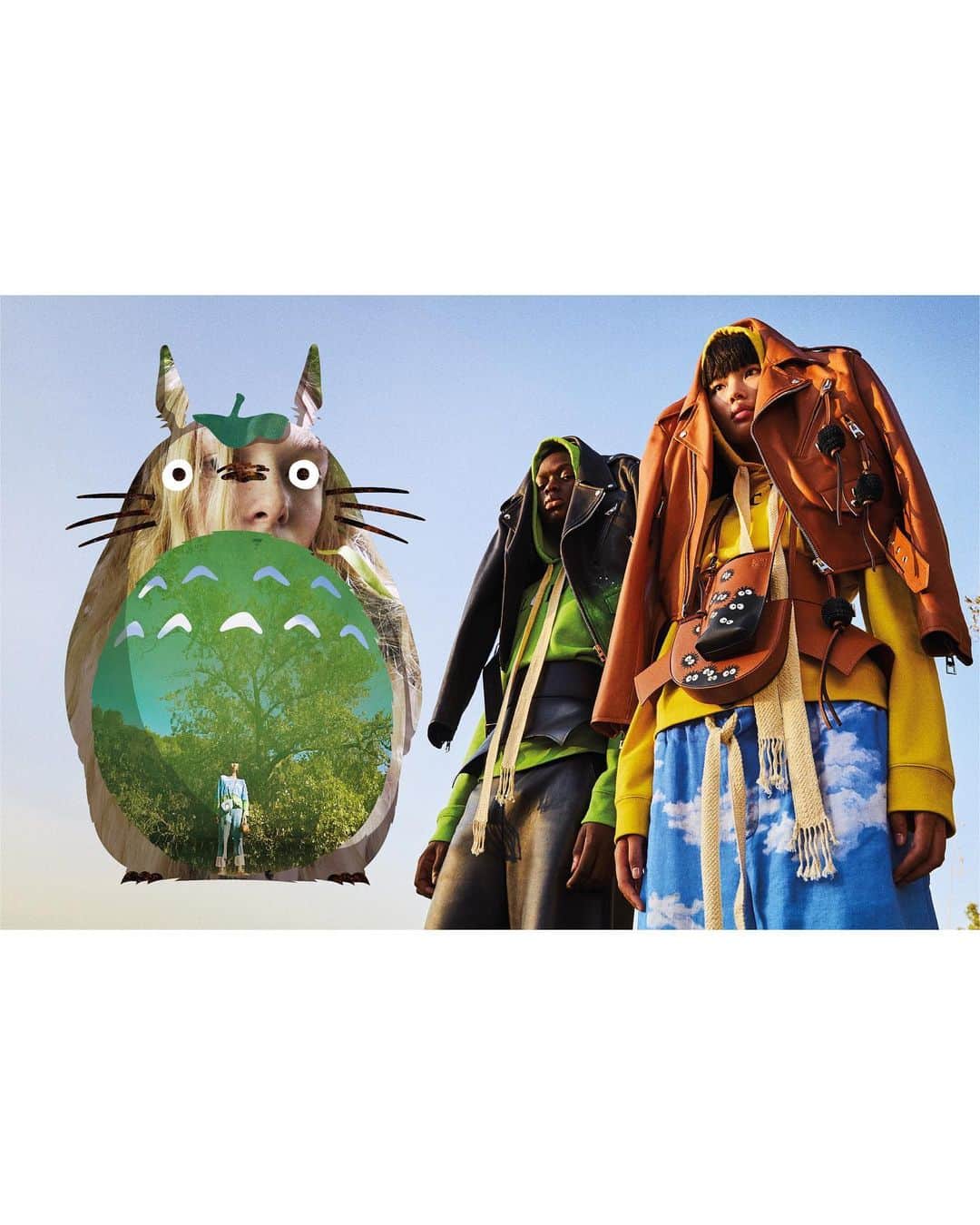 Vogue Italiaさんのインスタグラム写真 - (Vogue ItaliaInstagram)「The @LOEWE x My Neighbor Totoro collection features the iconic characters and the fantasy landscapes they inhabit. “The message is one of dreamy serenity and hands-on creativity - of being at one with nature and with one’s own inner child - which is especially important right now and, I think, always will be” says Loewe’s Creative Director @Jonathan.Anderson. “The campaign images we have created with @GraySorrenti capture the magical mood of discovery and connection with nature that is the ultimate message of My Neighbor Totoro. Models are captured in the woods as they hide, seek and find. The notion of connection is conveyed through light, while a sense of wonder permeates the ambiance and the narrative.” Swipe the gallery to see more about the #LOEWEtotoro collection, out today.」1月8日 17時51分 - vogueitalia