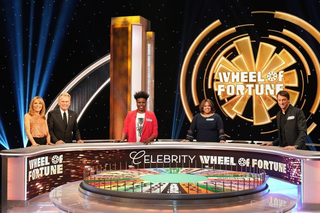 アメリカン・ブロードキャスティング・カンパニーのインスタグラム：「Don't miss a moment! 🤩 The #CelebrityWheelOfFortune premiere is streaming now, on demand and on Hulu!」
