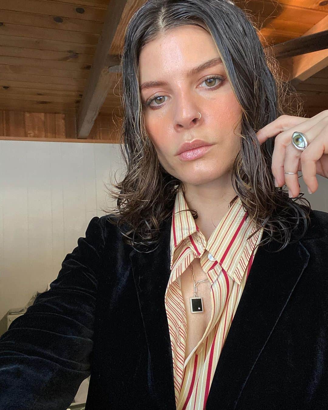 のインスタグラム：「My motto “ the greasier the face the closer to goddess”」