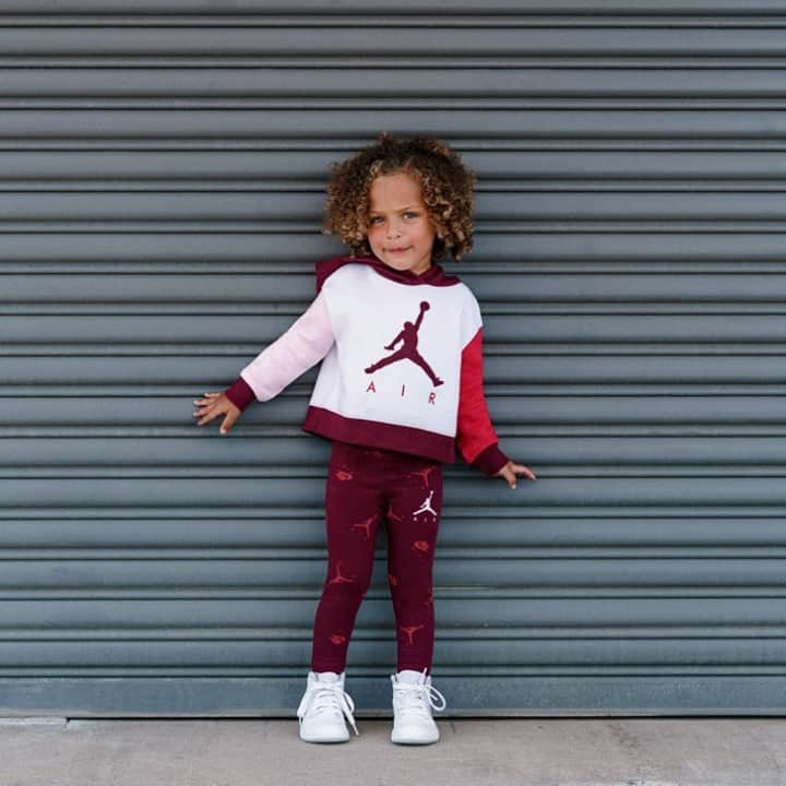 Foot Lockerさんのインスタグラム写真 - (Foot LockerInstagram)「Fresh looks for the little ones ❤️   Shop the latest Kids #Jordan apparel online & in-store」1月9日 4時00分 - footlocker