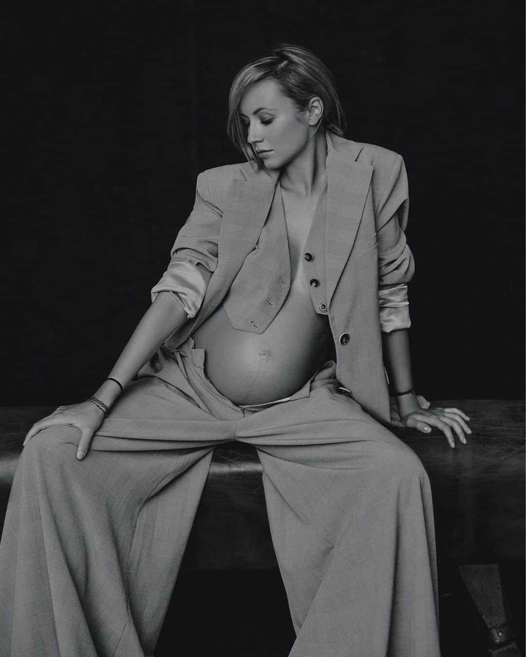 Nataly Osmannのインスタグラム：「Our beautiful cover story @marieclairerussia what is your favorite photo? While I was pregnant, we didn’t want to announce it, because we wanted to enjoy it very much in a sacred silence and fill it up. Now you are welcome to all the questions  Наша прекрасная съёмка с @marieclairerussia  пока я была беременной, мы не хотели это анонсировать и говорить об этом. Да, может потому что мы долго этого ждали, но главной причиной было то, что хотелось очень насладиться этим в сокравенной тишине и наполниться. Мне многим хочется с вами поделиться, но всё по порядку. Отдельное спасибо команде  @anna_marieclairerussia  Ph @tuponogova_volkova  Muah @charandaeva  Style @onlyunicornsknow」