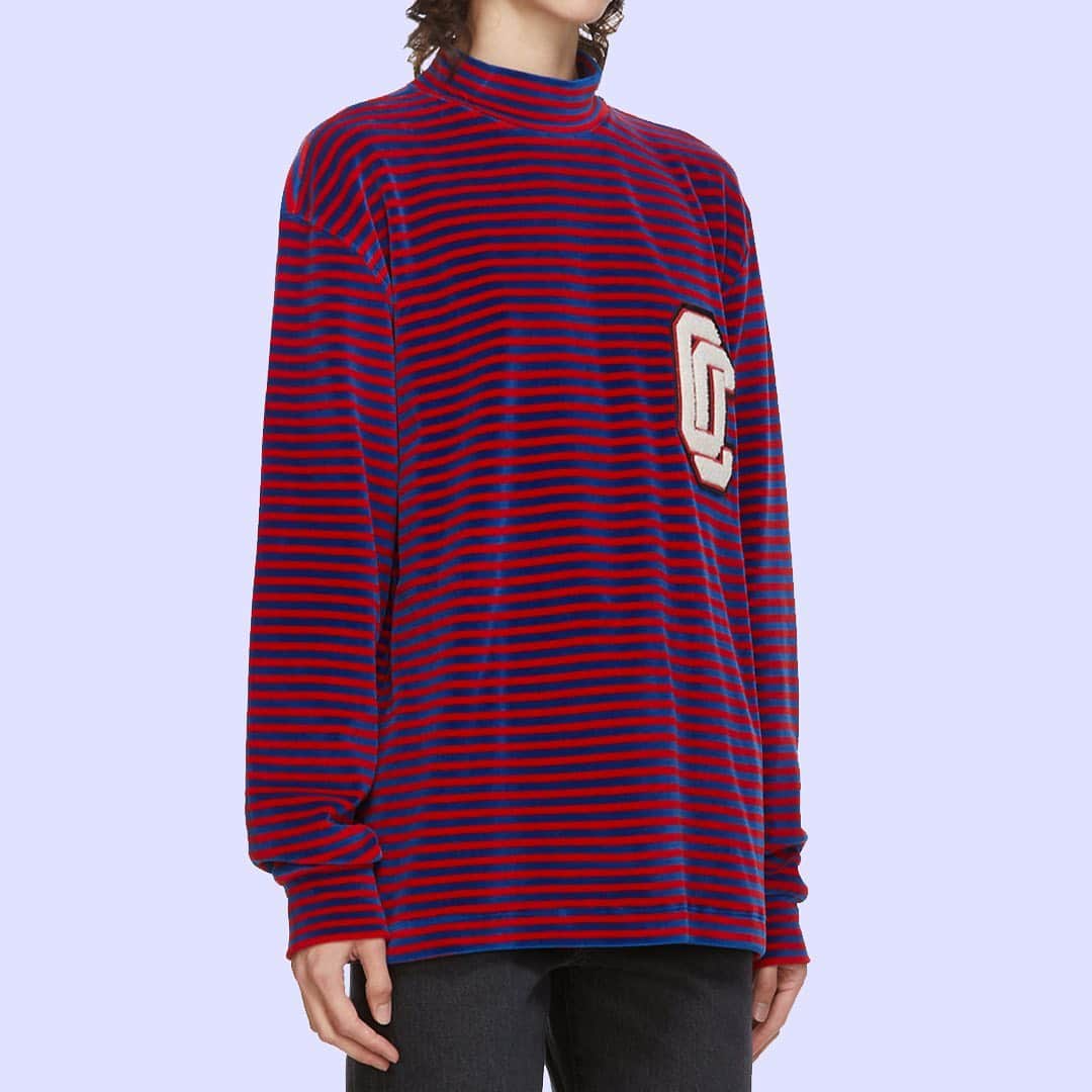 オープニングセレモニーのインスタグラム：「Striped long sleeves t-shirt.. Almost a classic, but with an OC twist.⁠⠀ ⁠⠀ 📸 @ssense」