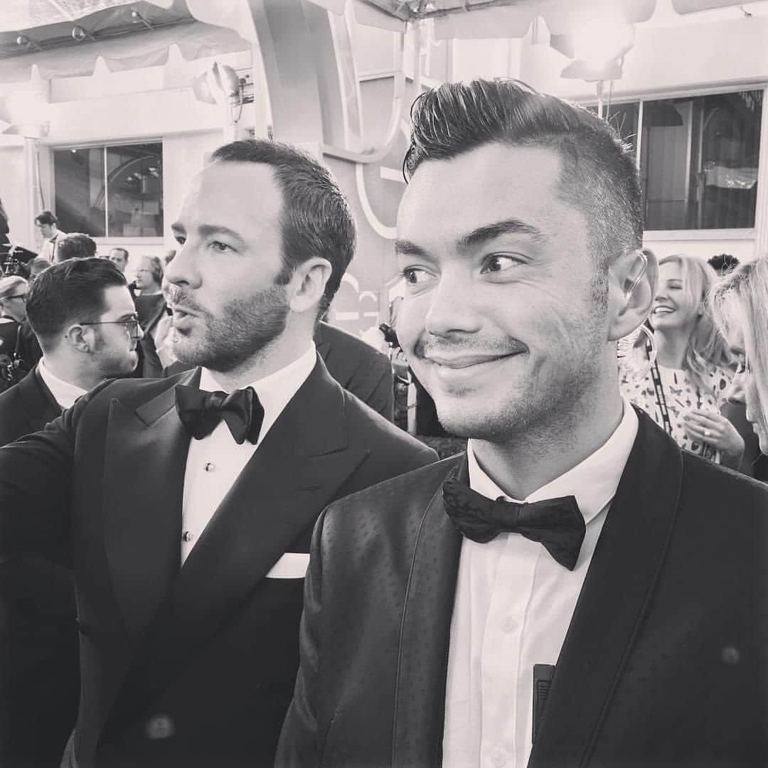 アンソニー・ラモスのインスタグラム：「Back on this day 4 years ago when things were a little more normal and a lot more stylish #FBF #TomFord」
