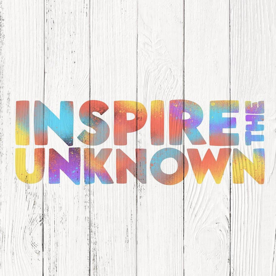 1.9m Fitness Inspirationさんのインスタグラム写真 - (1.9m Fitness InspirationInstagram)「The special phrase for the January 11th Group Challenge is #InspiretheUnknown 🖤 After a hard year with many unknowns, learning our new “normals” and SO much sacrifice... we all want something positive for ourselves and our communities in 2021. And we’re not just sitting back and “embracing it” or “going with it”... because when you INSPIRE yourself to go where you don’t know... you’re stepping outside your comfort zone, you’re embracing what life has to offer. You can’t know what you don’t know. We cannot control our outcomes but we absolutely can INSPIRE and work towards the outcomes and goals we desire. Who knows how we’ll get there, but let’s move towards it together. Let’s inspire and encourage the change we wish to be in 2021. Let’s hold hands and INSPIRE THE UNKNOWN. There’s no one else we’d rather have by our sides than you fierce Queens. Onward and upward we go! . This is the special phrase you need to write down and hold in one of your before photos which are due Monday. This is also the hashtag we will all use to connect throughout the Challenge. Full instructions for before photos will be posted on our Instagram page this weekend, and are also in your guide. We can’t wait to cheer you on!! 🖤」1月9日 4時12分 - fitgirlsworldwide