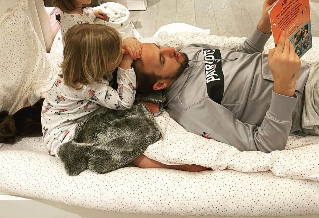 ハリー・ケインのインスタグラム：「Happy 4th birthday to my big princess Ivy. Love you!! 💖👸🏼🎉」