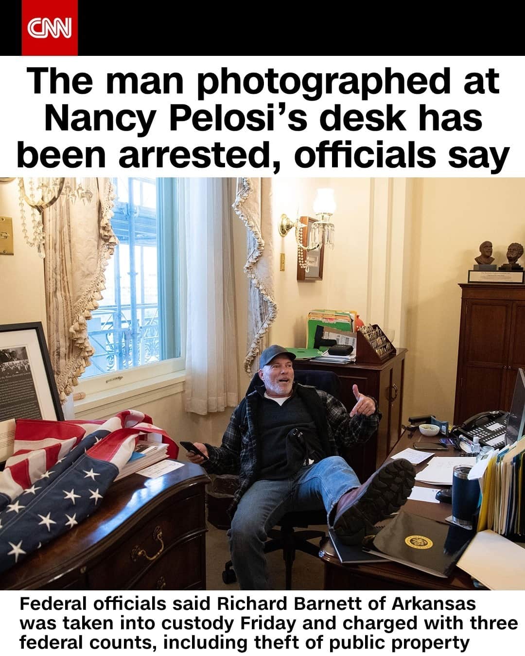 CNNさんのインスタグラム写真 - (CNNInstagram)「The man photographed sitting at House Speaker Nancy Pelosi's desk during Wednesday's riots in the US Capitol has been arrested and charged with three federal counts, including theft of public property, federal officials said Friday.⁠ ⁠ (📸: Saul Loeb/AFP/Getty Images)」1月9日 4時28分 - cnn