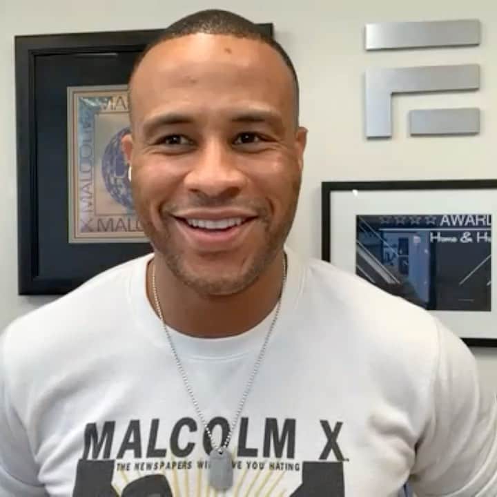 ライアン・シークレストのインスタグラム：「A perspective change on New Year’s resolutions we all need to hear. Love this @devonfranklin」