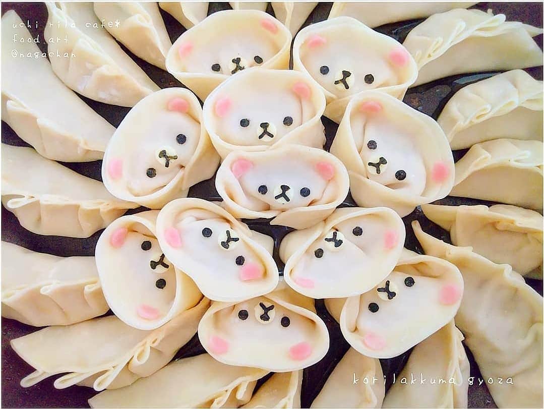 Rilakkuma US（リラックマ）さんのインスタグラム写真 - (Rilakkuma US（リラックマ）Instagram)「@nagachan.rilakkuma_cafe made these incredible Korilakkuma dumplings and wontons! Tag a friend who would appreciate this amazing food art!  #rilakkumaus #Rilakkuma #rilakkumabeauty #kawaii #Korilakkuma #cutefood #dumplings #gyoza #wontons #リラックマ #サンエックス」1月9日 4時29分 - rilakkumaus