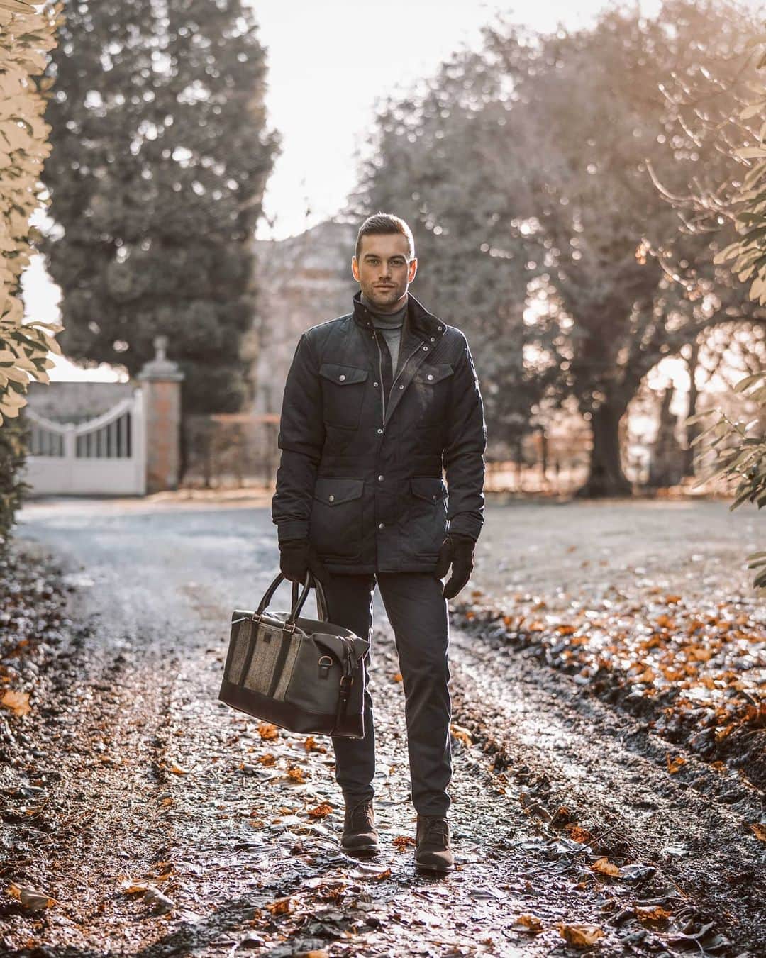 ハケットのインスタグラム：「Work has you back on your feet? This year, move-in style and find a loyal companion in our rugged and stunning holdalls just as @aligordon has done. Explore our bags and luggage, and other traveling accessories at the link in our bio #STAYHackett」