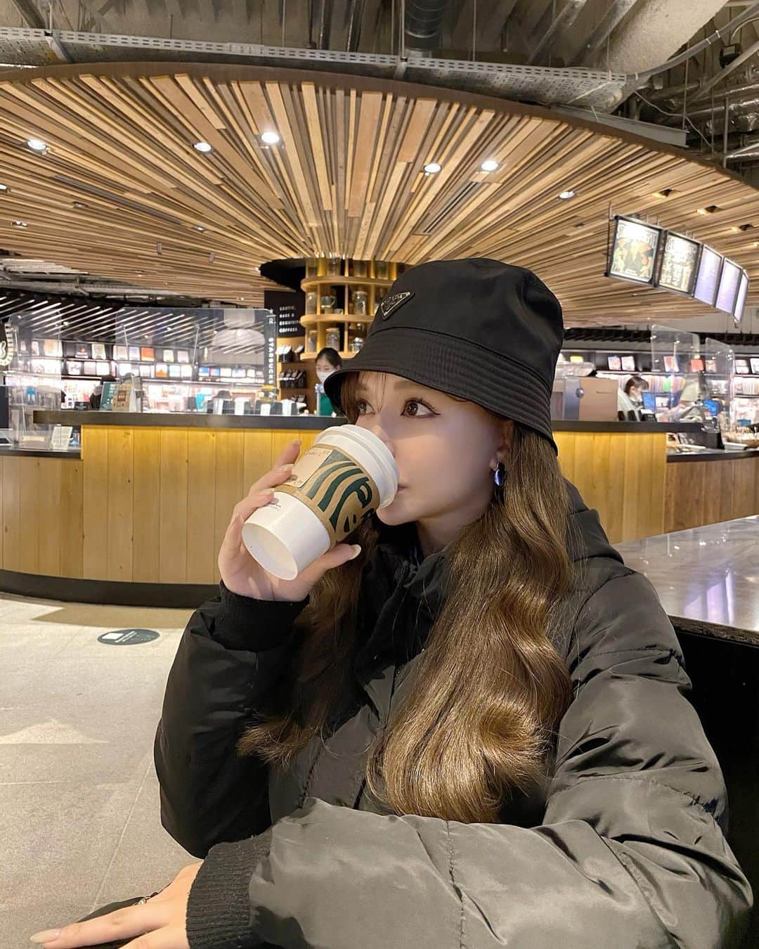 のインスタグラム：「最近のお気に入りカスタム3選♡﻿ ﻿ 『アールグレイハニーホイップティーラテ』﻿🍯 ・ホワイトモカシロップ変更﻿ ・オールミルク﻿ ﻿ 『抹茶ティーラテ』﻿🍃 ・オールミルク﻿ ・パウダー多め﻿ ﻿ 『ココア』﻿🍫 ・ソイ変更﻿（＋¥50） ・チョコソース追加﻿ ﻿ ソイ変更以外は 全部無料でできるのでぜひ試してみてね☕️♡﻿  ﻿」
