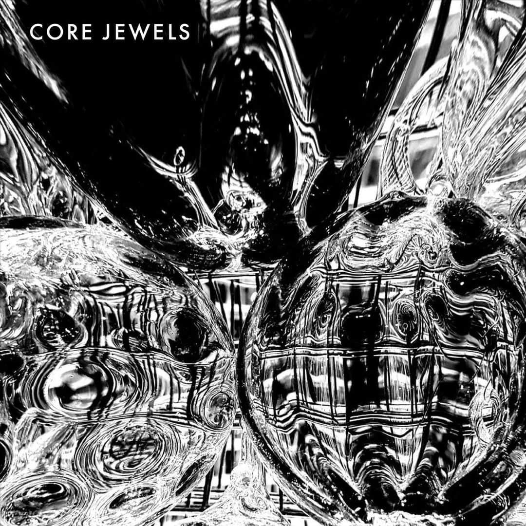 コアジュエルスのインスタグラム：「2021®︎COREJEWELS #corejewels #corejewelsart #art #jewelry #corejewelsharajuku  #diamond #blackdiamond」