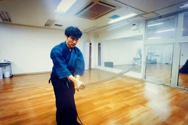 池田努のインスタグラム：「今年もよろしくお願いいたします  #iaijutsu #iaido #iaidō #iai #iaito #samuray #bushi #bushidō #kobudo #kobujutsu #kenjutsu #batto  #budo #japanesemartialarts #battojutsu #japanesesword #samuraisword #wayofmartialarts #古武道 #古武術 #居合 #居合道 #剣術 #演武 #武士 #武士道 #日本刀 #侍」