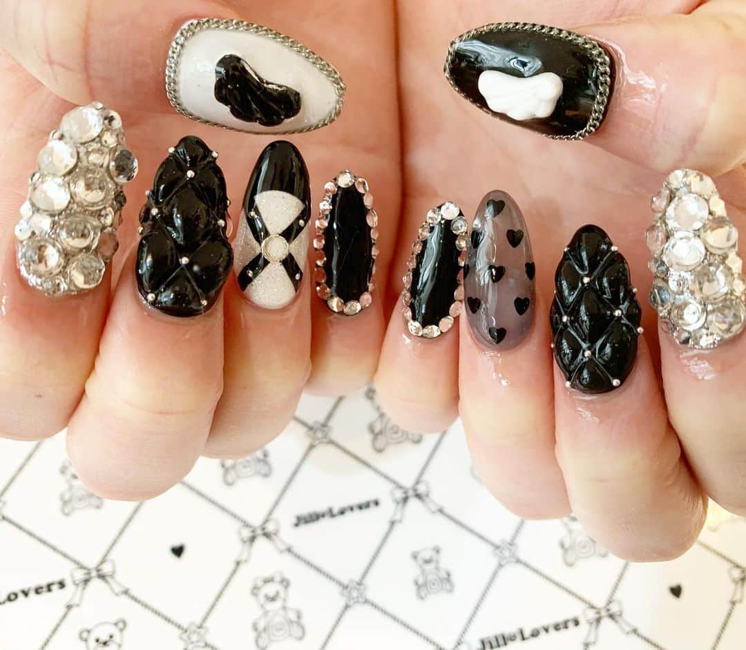 mamijinguのインスタグラム：「@aochanp  あおちゃんの💅✨ キルティング🌹  #jillandlovers #nail #nailart #paragel #gelneil#gel #ネイル #ネイルアート #me #look #love #かわいい」