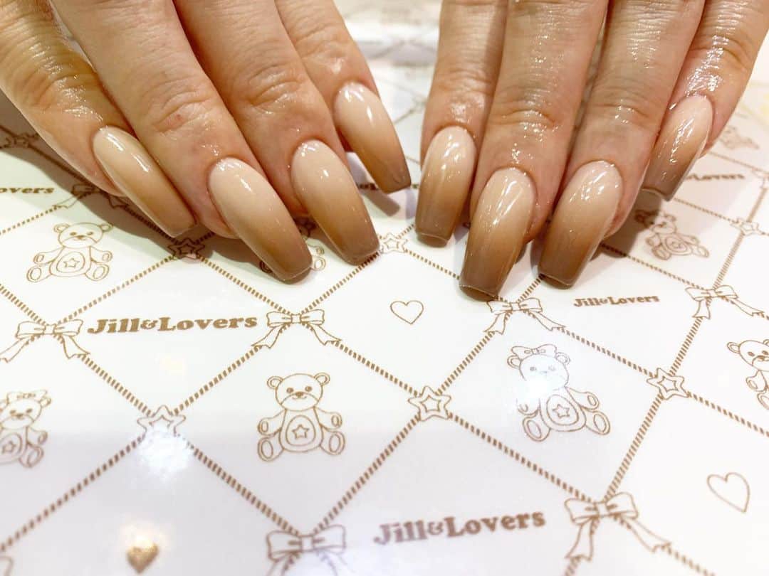 mamijinguのインスタグラム：「@alisaueno  ありちゃんのニュー💅✨  #jillandlovers #nail #nailart #paragel #gelneil#gel #ネイル #ネイルアート #me #look #love #かわいい」