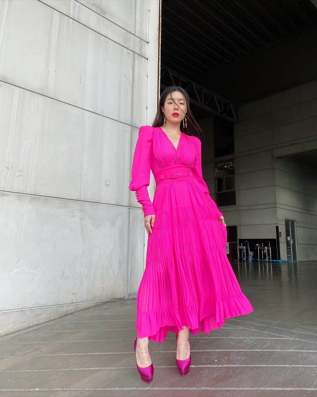 GYEON SEOのインスタグラム：「_* pink is always in season 💗 . . @veladebangkok」