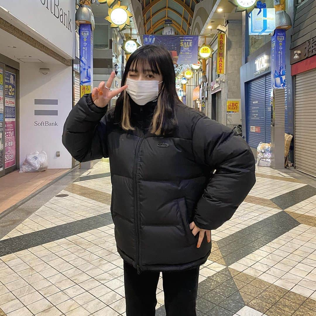 河崎みーなのインスタグラム：「最近寒いからみんなあたたかくしてね☃️ . .」