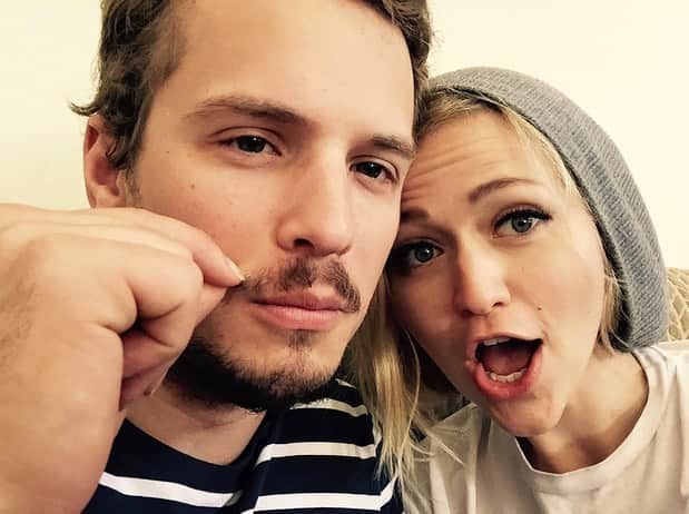 ジョアンナ・ブラッディのインスタグラム：「Happy birthday to my partner in crime! My way better half. My best friend. ❤️  🎂」