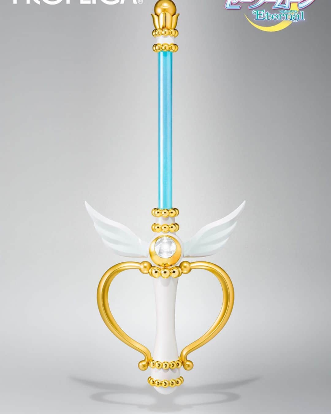 Sailor Moonさんのインスタグラム写真 - (Sailor MoonInstagram)「✨🌙 Where are all the Sailor Moon Proplica people are!? New Sailor Moon Eternal movie Kaleidoscope! Super neat! 🌙✨  #sailormoon #セーラームーン　#proplica #collection」1月8日 22時05分 - sailormoon_sc