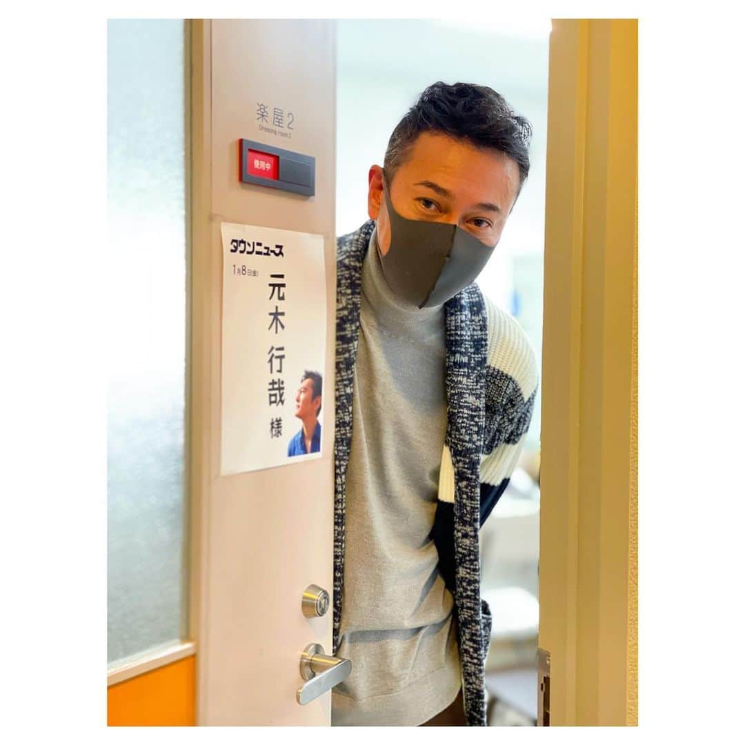 元木行哉のインスタグラム：「気を引き締めていきます。﻿ 日本🇯🇵そして世界🌏﻿ 取り戻す。﻿ Keep safe.Stay hopeful🙏﻿ ﻿ #staysafe #コロナに負けるな #医療従事者に感謝 #一陽来復」