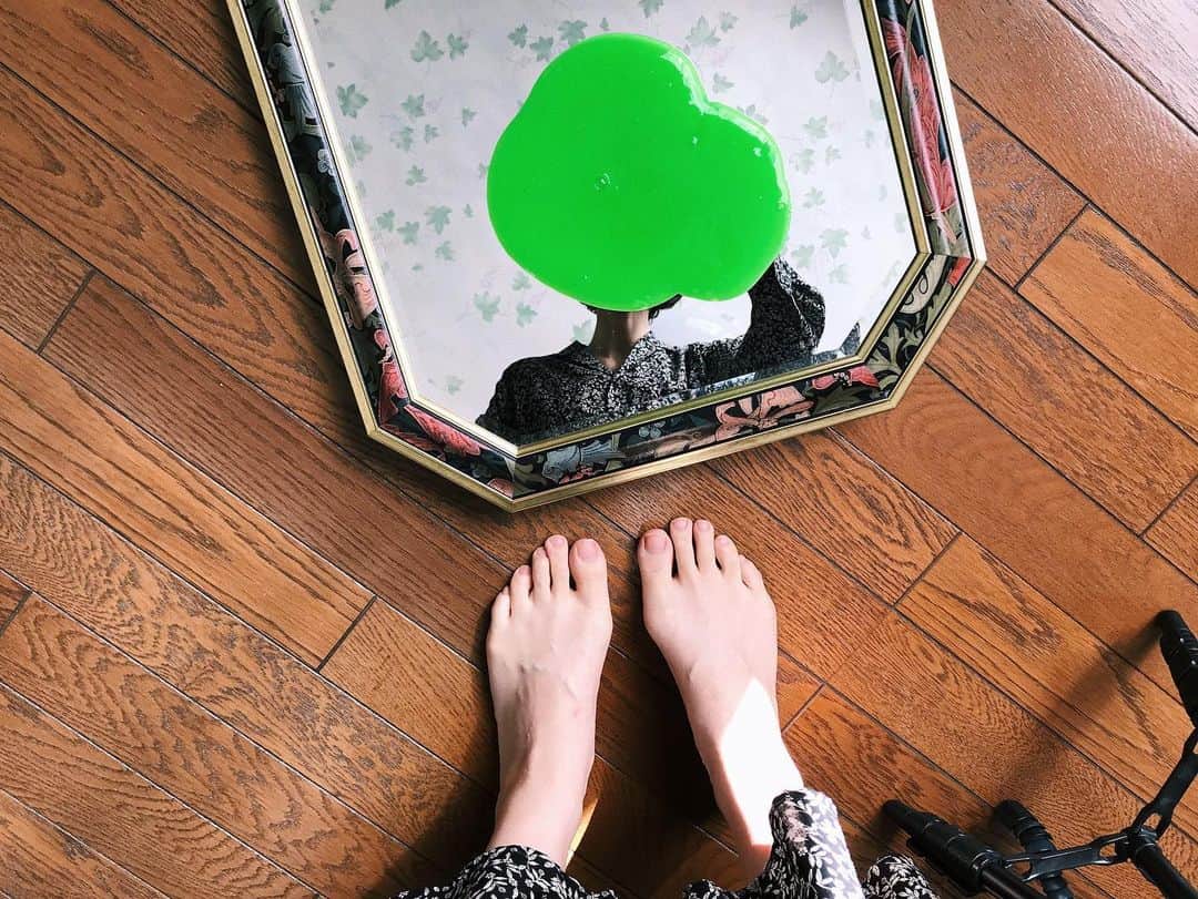 micalie3のインスタグラム：「. 実験材料 . . #faceless」