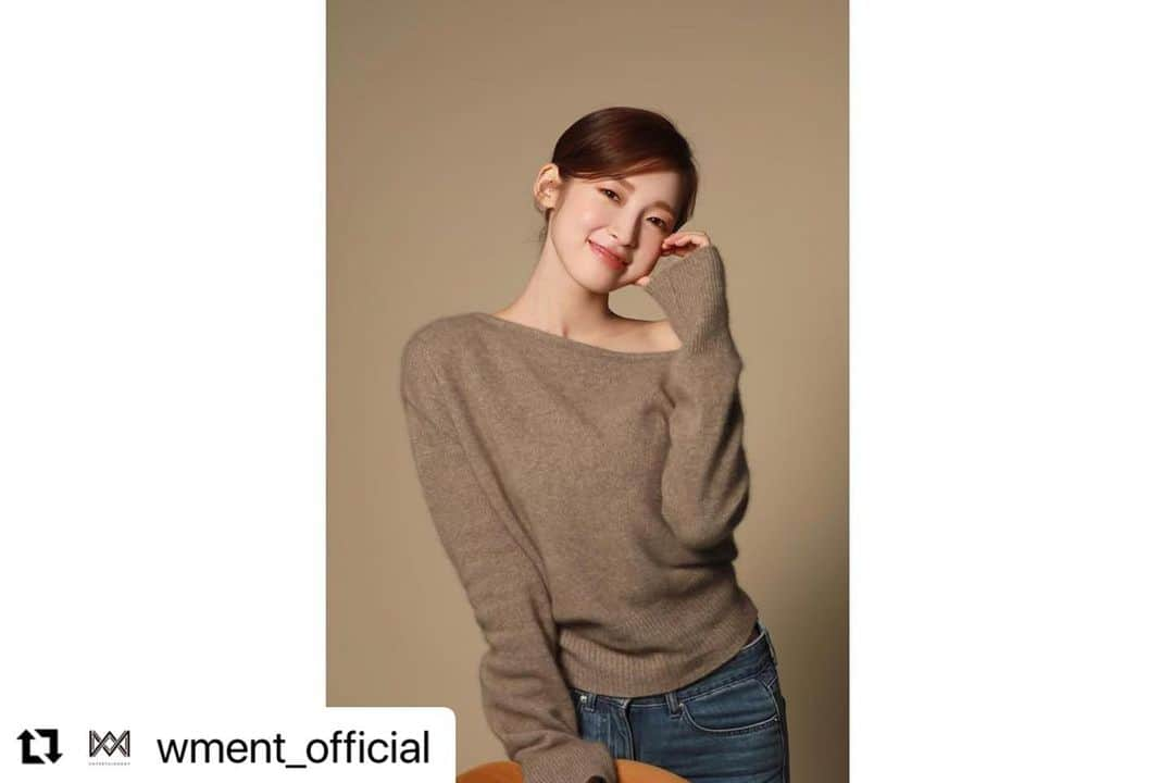 OH MY GIRLさんのインスタグラム写真 - (OH MY GIRLInstagram)「#Repost @wment_official ・・・ 오마이걸 아린의 첫 매거진 커버♥ ‘싱글즈’ 화보 촬영 현장! 포스트 #미리보기 🔍 ⠀ ➡️ naver.me/xOCMvEzV ⠀ #오마이걸 #OHMYGIRL #OMG #아린」1月8日 22時22分 - wm_ohmygirl