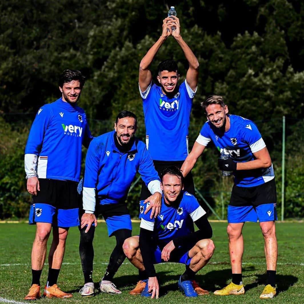 UCサンプドリアさんのインスタグラム写真 - (UCサンプドリアInstagram)「✨ The Champions ✨」1月8日 22時23分 - sampdoria