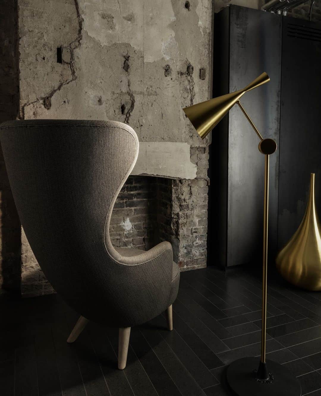 トム ディクソンのインスタグラム：「A WINGBACK chair, BEAT floor light creating a commodious corner in our head office, London.⁠ ⁠ ⁠ Floor tiles by @madeamanoofficial」