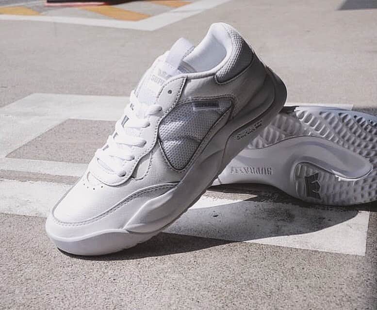 のインスタグラム：「【PECOS】  “WHITE WHITE" Store & Online.  #suprafootweartokyo #sneaker  #pecos #white  #harajuku」