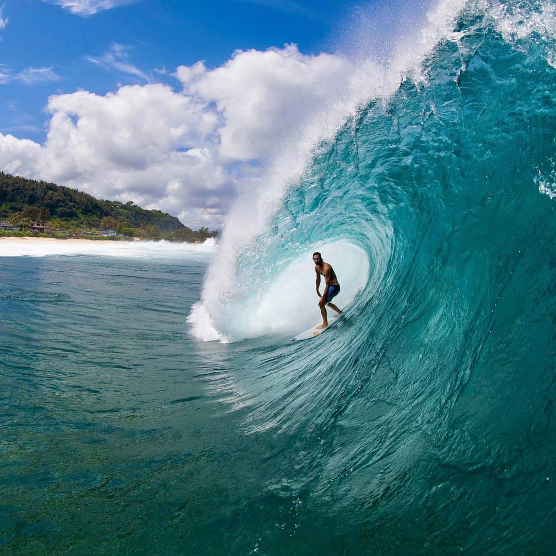 ジョーディ・スミスさんのインスタグラム写真 - (ジョーディ・スミスInstagram)「Waves have not stopped. 📷 @brentbielmann @oneillusa #hawaii #pipeline」1月8日 23時15分 - jordysmith88