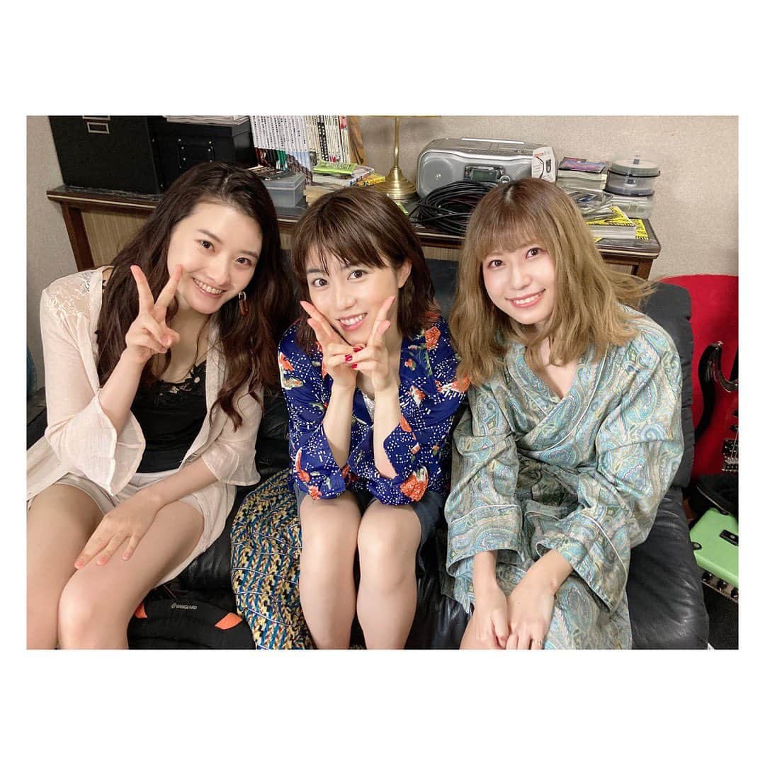 のインスタグラム：「💃  #3Bの恋人 新たな美女たち☺️💓 どんな登場になるのかお楽しみに！  ただひたすら眼福ですね🙈🤍  ❤︎#ABCテレビ (関西) 1月10日(日)よる11時55分～ ※第1話のみ放送時間が変更となっております ❤︎#テレビ朝日 (関東) 1月9日(土)深夜2時30分～  #山本かれん #松宮なつ #天野麻菜 #虎春ありさ #神谷健太」