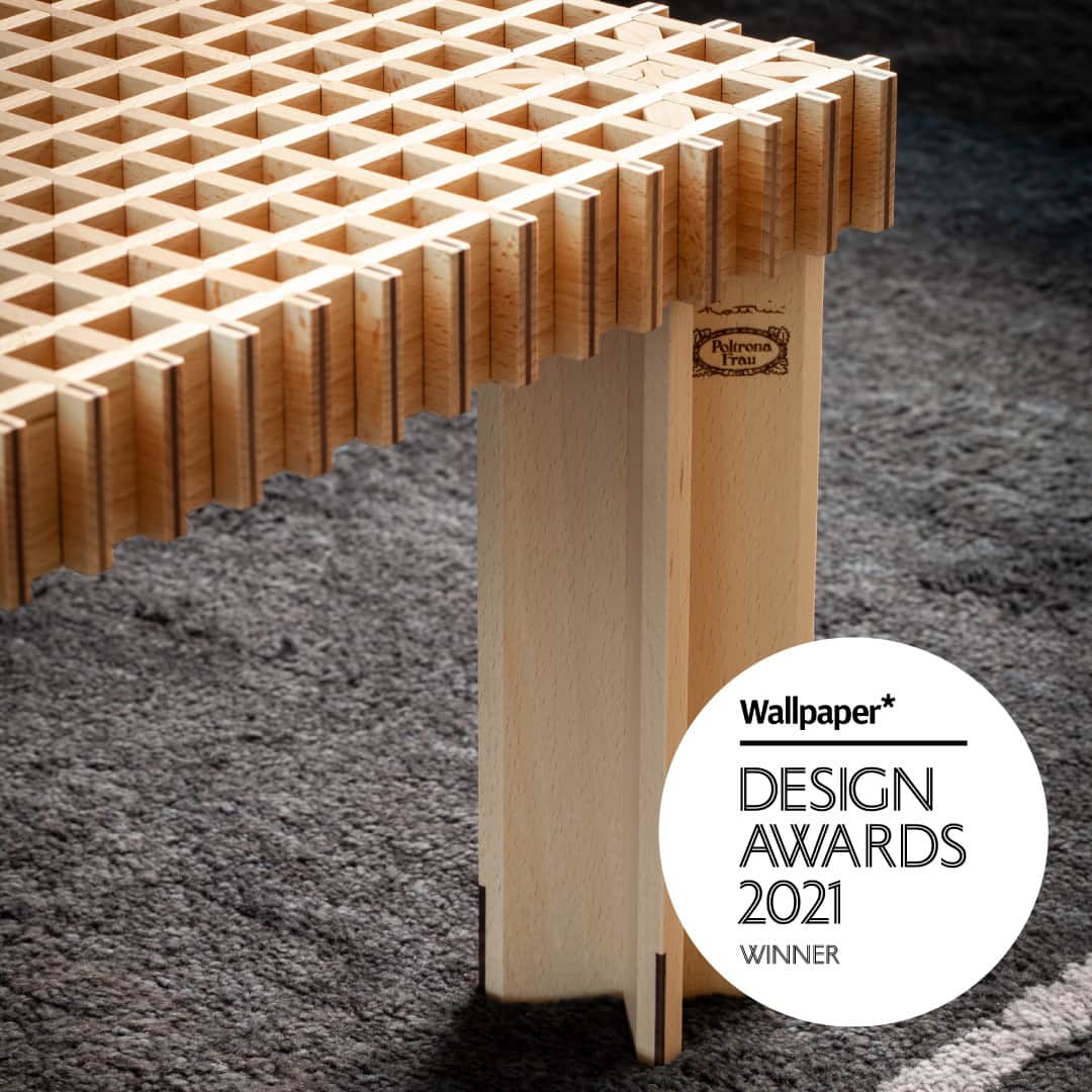 Poltrona Frauさんのインスタグラム写真 - (Poltrona FrauInstagram)「@gianfrancofrattini’s Kyoto table wins the 2021 Wallpaper* Design Award in the Best Woodcraft category!⁣ ⁣ Inspired by the Japanese workshops he visited in the 1970s, Gianfranco Frattini’s Kyoto table combines a brilliant idea with impeccable craftsmanship, letting the raw materials – solid beech and walnut inserts set with 45-degree joints – do the talking.⁣ ⁣ #PoltronaFrau #GianfrancoFrattini #wallpaperdesignawards @wallpapermag」1月8日 23時30分 - poltronafrauofficial