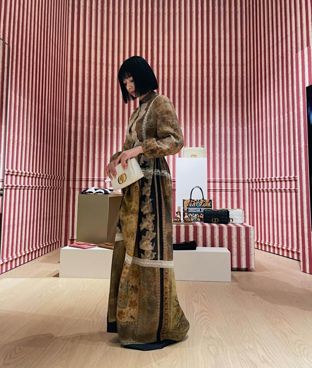 小山ティナさんのインスタグラム写真 - (小山ティナInstagram)「#Dior #DiorCaro @dior」1月9日 0時02分 - k_tina224