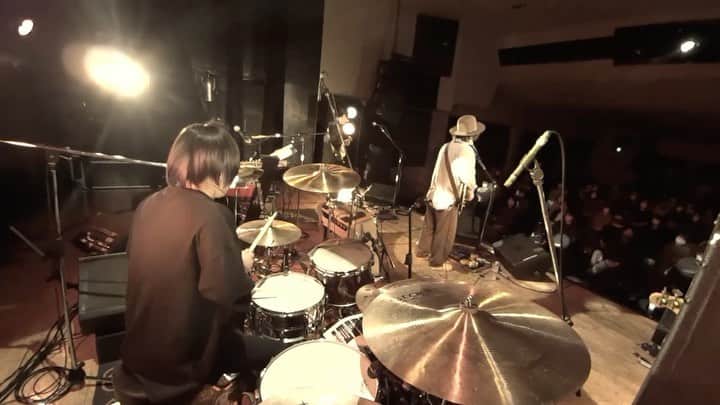 吉澤響のインスタグラム：「20201220 梅田TRAD 『Empty』/ セカイイチ  #セカイイチ #live #drums #drummer #gretsch #gretschdrums #istanbulagop」