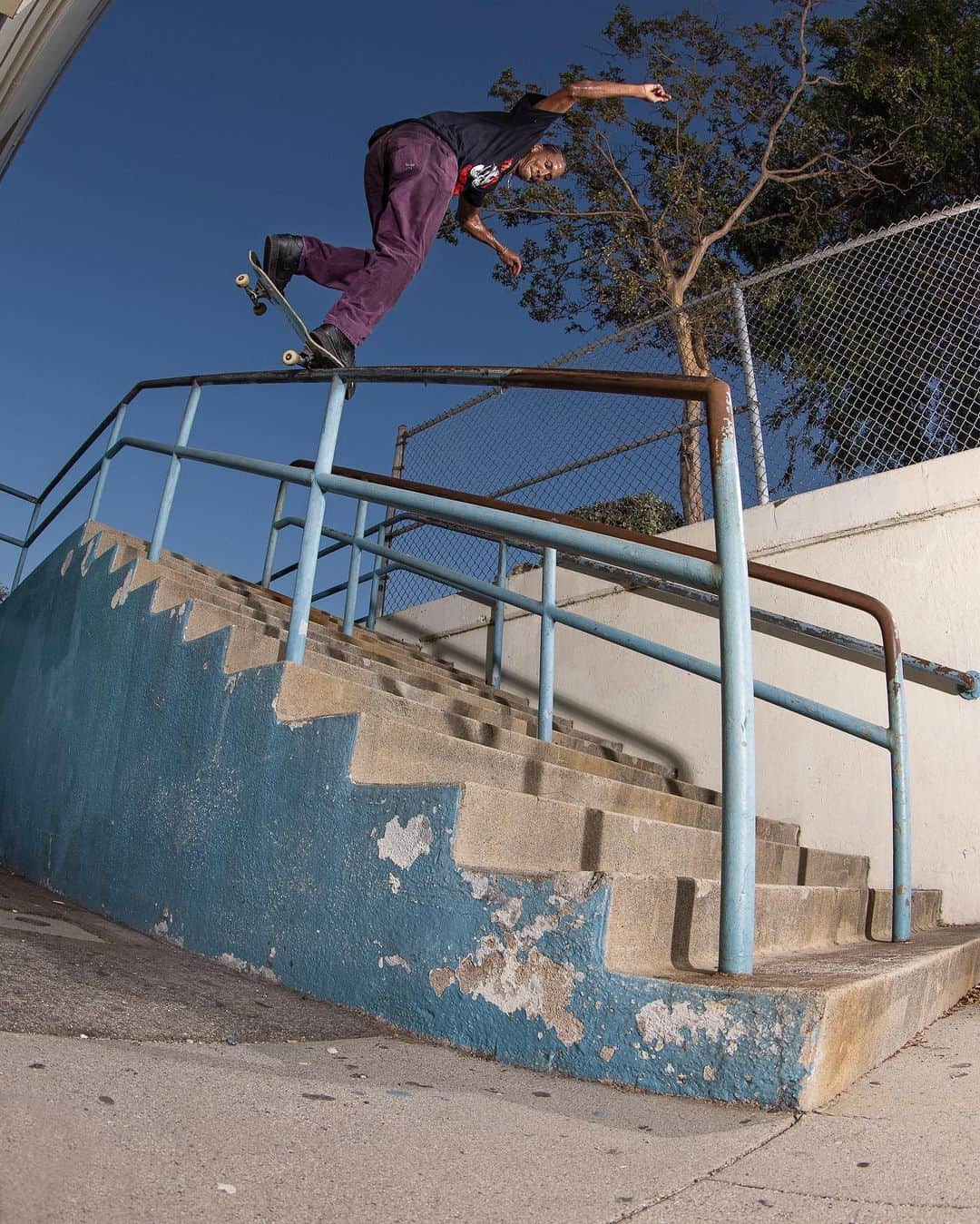 Stanceのインスタグラム：「Into the weekend 💥with our guy @ishodwair. Make sure to check out Ishod’s part in the new @illegalciv film “Godspeed”. Link in bio.  📸 @atibaphoto  #punksandpoets #stanceskateboarding」