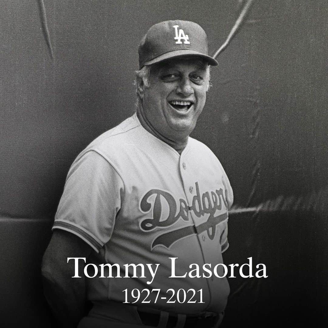 MLBさんのインスタグラム写真 - (MLBInstagram)「We mourn the passing of Hall of Fame manager Tommy Lasorda. He was 93.」1月9日 1時46分 - mlb