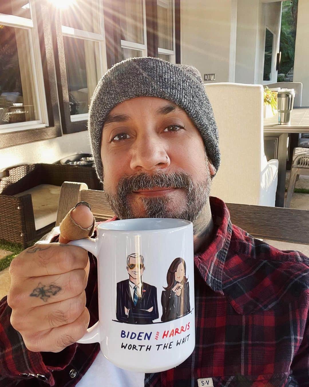 A.J.のインスタグラム：「The best part of waking up is BnH in your cup!! *insert Folgers melody* Happy Friday, y’all!!!」