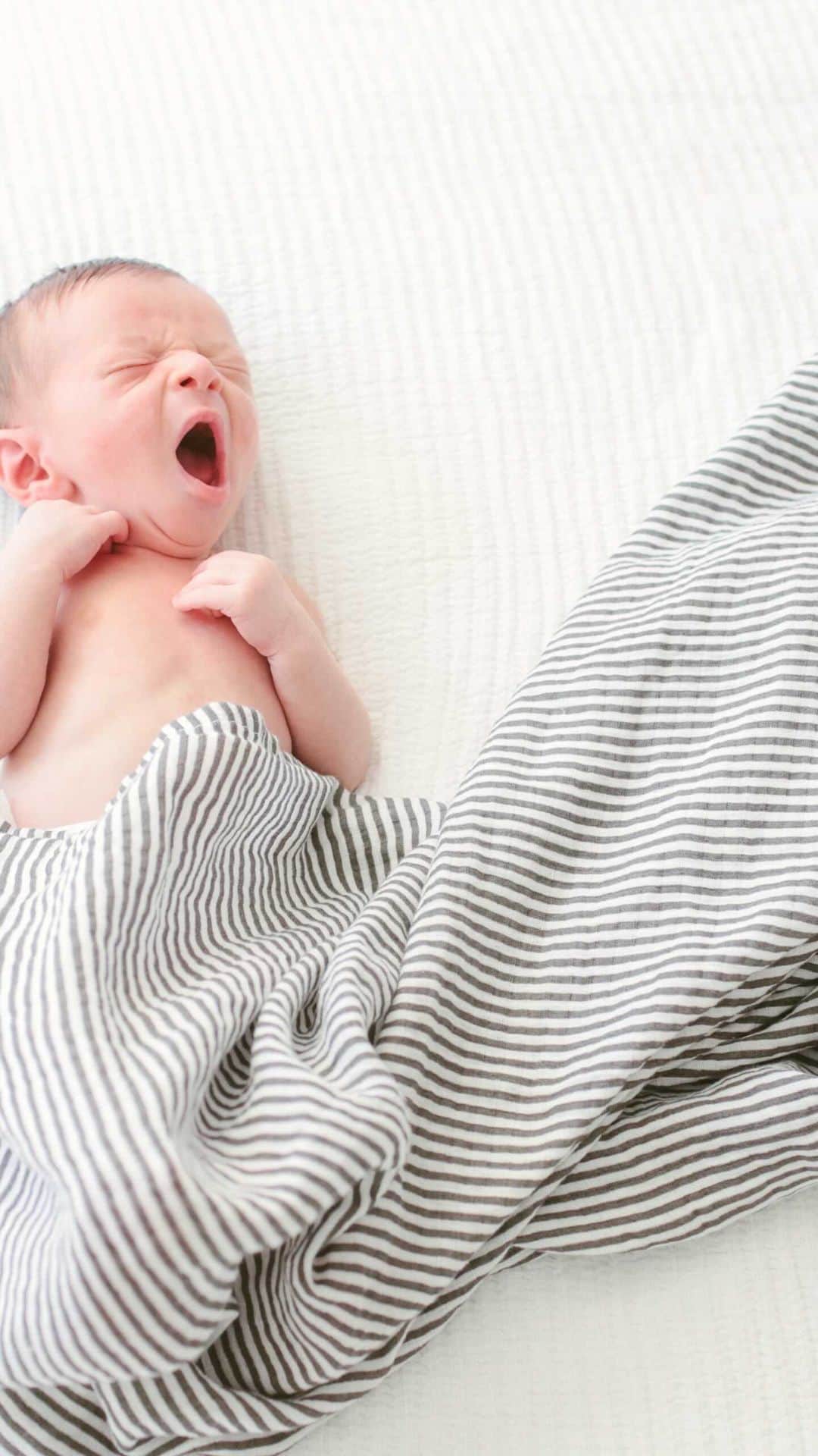 カミーユ・グアティのインスタグラム：「Most intended parents ask me how I made that leap to become a donor mom? They are filled with fear and anxiety, excitement and trepidation at making such a huge decision. I partnered with @tulipfertility because I believe in what they do. It’s the only online database with over 20,000 donors nationwide. What comes with that, is guidance from top professionals, resources and a trusted network of clinics. I want people to know about Tulip Fertility because it’s a company I wish was around when I was looking.  Here’s a glimpse into who they are and what they do...  #donoreggivf #donoreggbaby #donorconception #infertility #infertilityawareness #donoreggs #donoreggjourney」