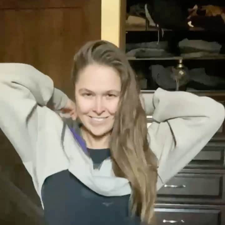 のインスタグラム：「Check the link in my bio or Amazon.com/rondarousey for my new #primalinstincts collection with @mizunonorthamerica - all sizes and styles now in stock!」