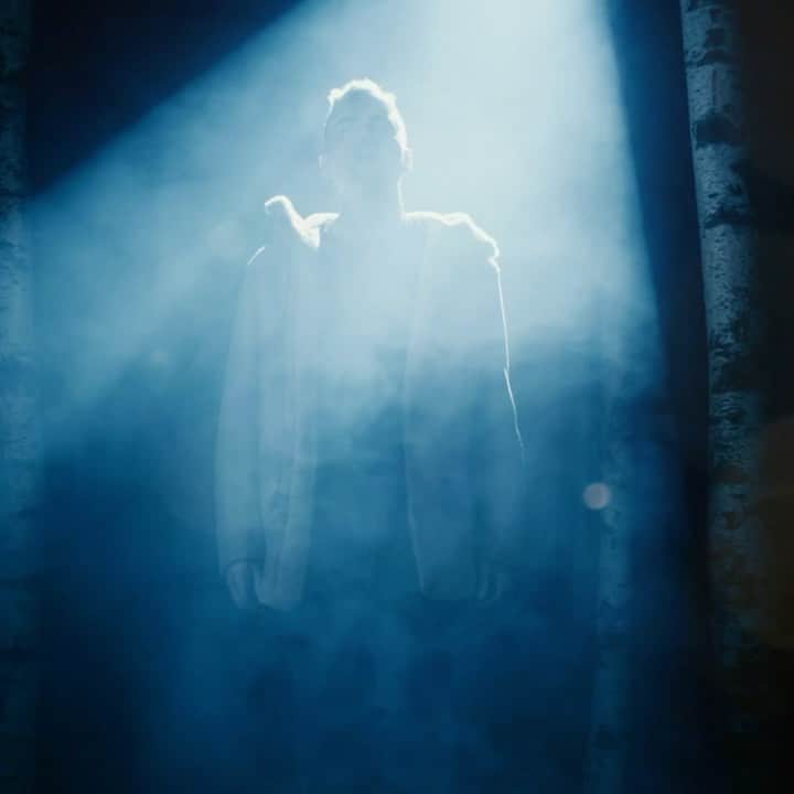 ゼイン・マリクのインスタグラム：「#vibez video 🎬 out now!   https://smarturl.it/VibezYT」