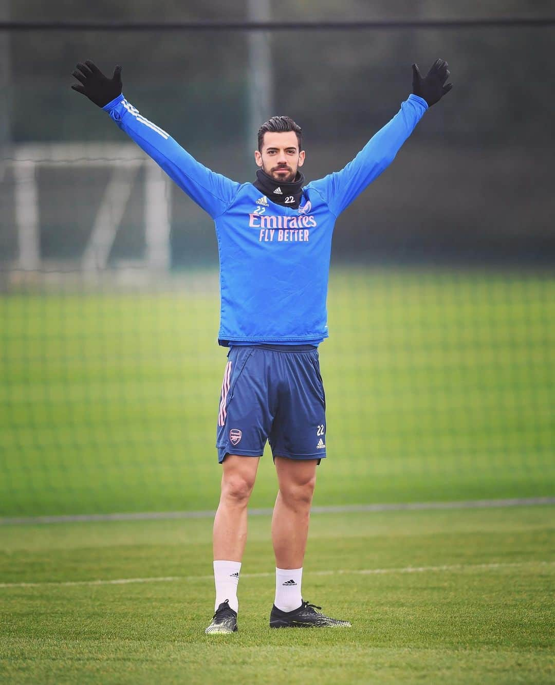 アーセナルFCさんのインスタグラム写真 - (アーセナルFCInstagram)「💪 Ready and prepped for #EmiratesFACup third round weekend!⁠⠀ ⁠⠀ #Arsenal #training #AFC #holders #14times」1月9日 2時24分 - arsenal